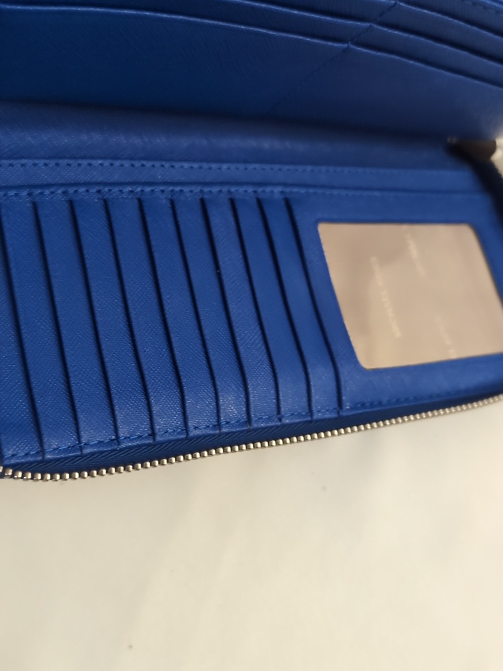 Michael Kors Continental Wallet - Picture 5 of 13